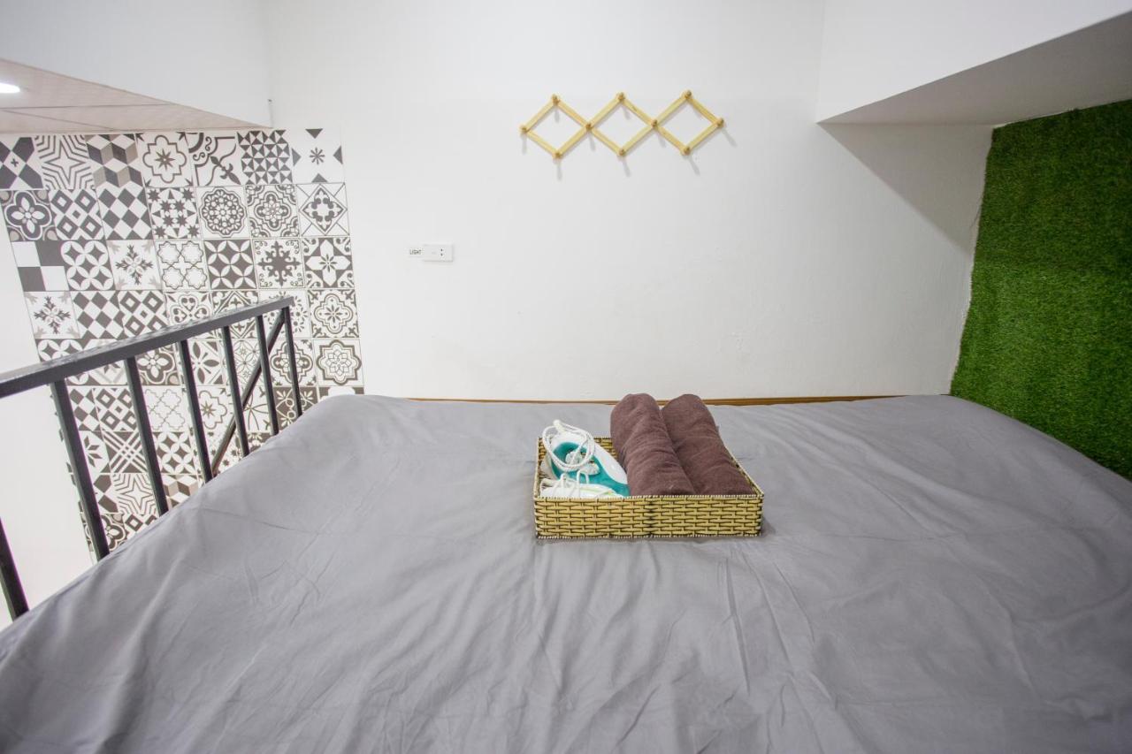 KemKay Homestay Hanoi Bagian luar foto